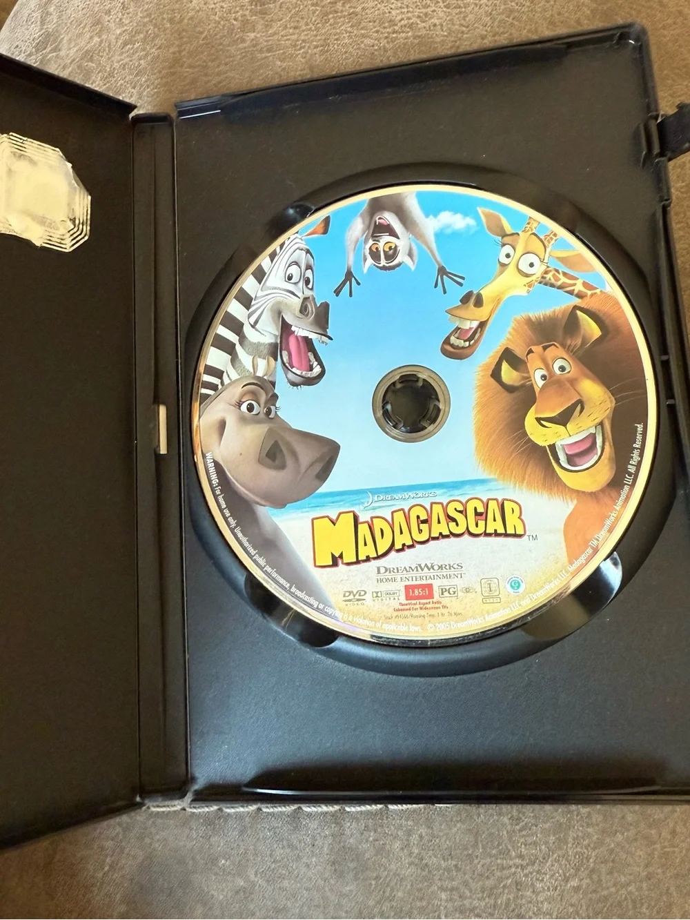 Madagascar (2005) Including The Penguins in a Christmas Caper dvd